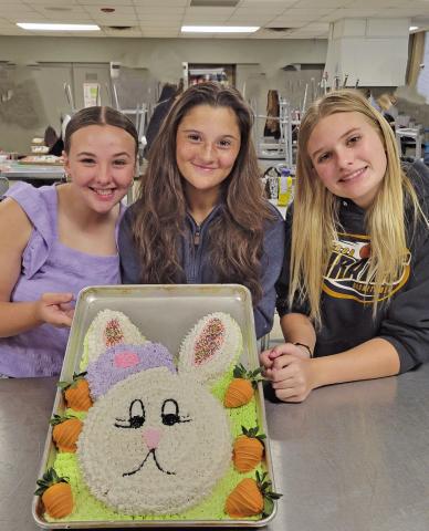 1st place Kelly Shivers Audrey Flores Mia LaPraynd