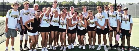 The Vidor Pirate Team Tennis continues to set records in 2024 with the school’s strong performance against the Livingston Lions, securing the first Bi-District Championship in the program’s history. Best of luck to the team as they head to Woodlands High School to face the Groesbeck Goats in the Area Round this Friday! Go Pirates!