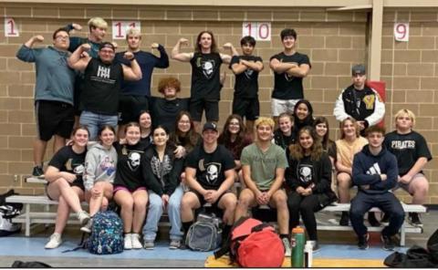 Lady Pirate Powerlifters first at Lumberton Liftoff