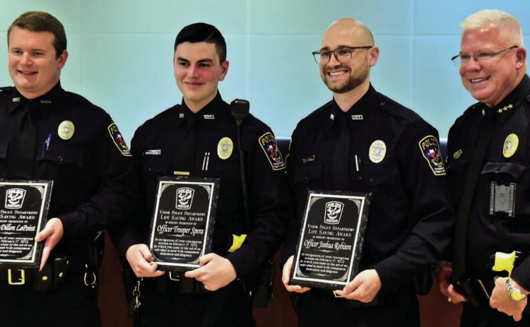 Trio of Vidor PD officers honored with Lifesaving Award