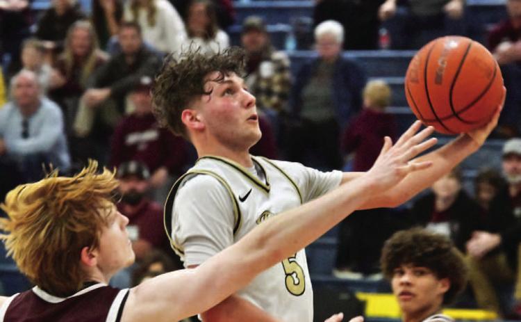 Pirates’ season ends with 62-53 bi-district loss to the Hornets