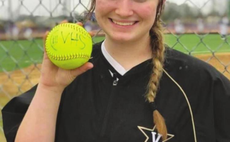 Lady Pirates overcome 11-point deficit to defeat WB 23-13