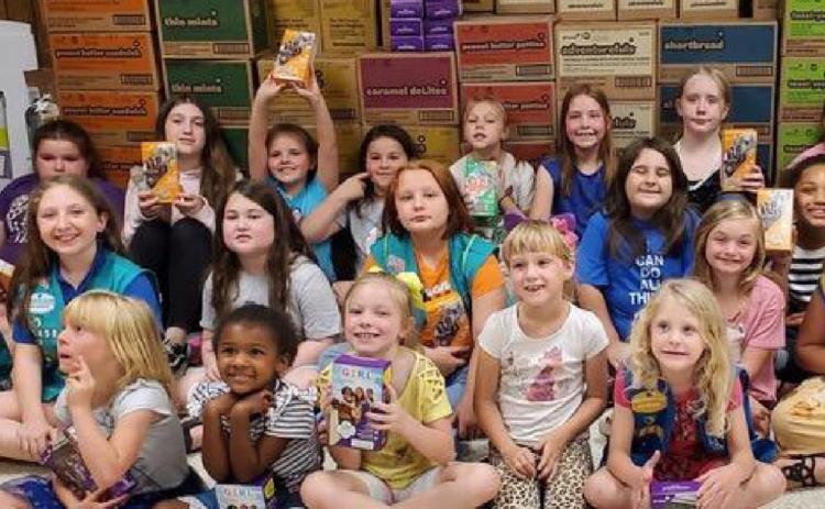 Girls Scouts donate cookies to heroes