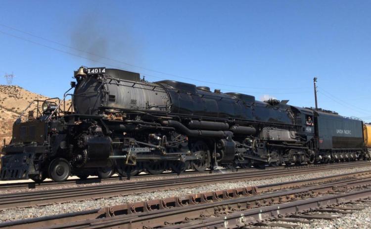 World’s largest steam locomotive to pass through Vidor Thursday