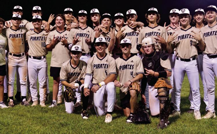 Pirates named to District 18-4A