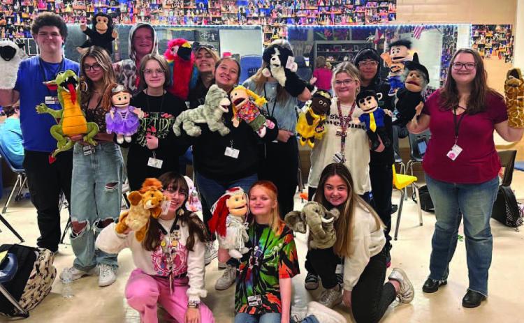 The Vidor High School Pirate Players were excited to receive their puppets yesterday! They use these puppets to teach important concepts, such as fire safety, to elementary school children. They look forward to implementing them in future elementary shows. A huge thank you to the Ed Rachal Foundation for providing this opportunity! VISD Courtesy Photo
