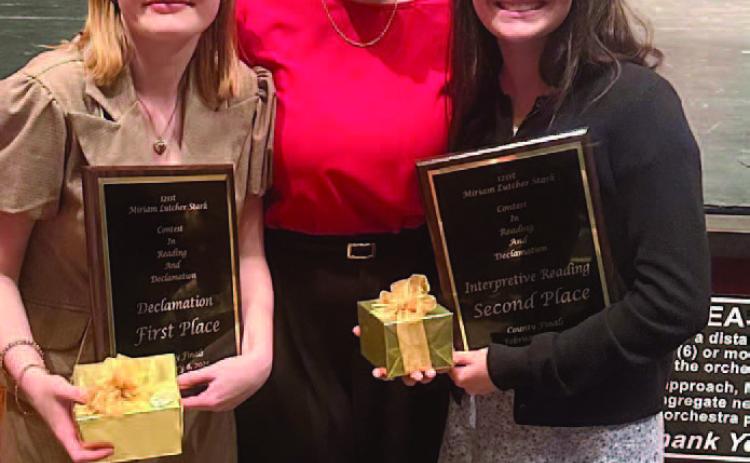 VHS Stark Reading Contest winners